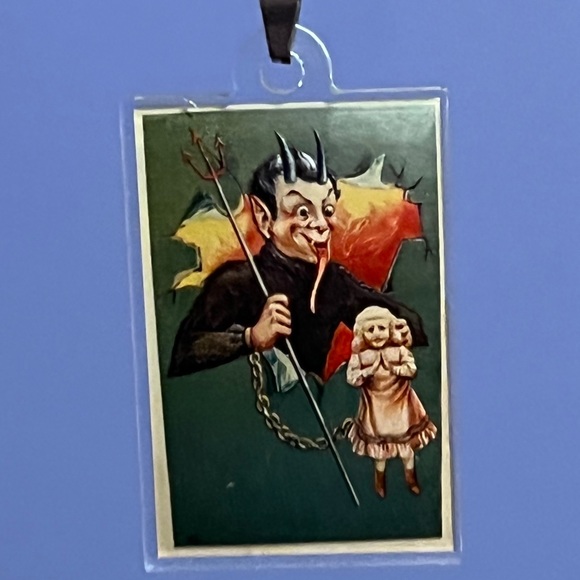 Krampus Ornament Gift Set - Krampusnacht Holiday Decor Collectible Gift Bundle - Picture 8 of 8
